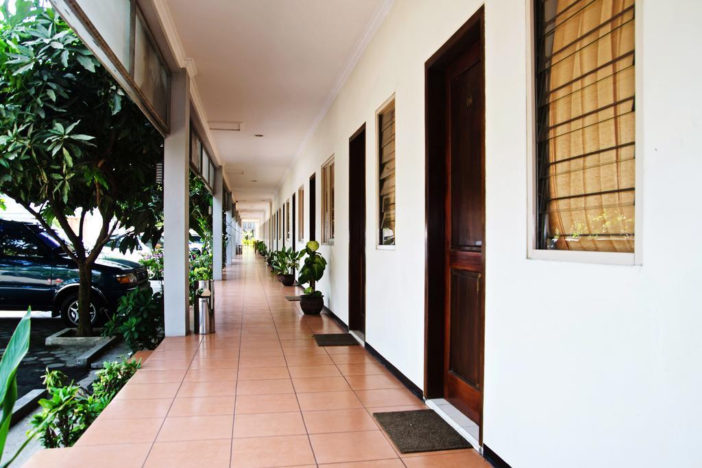 Hotel Kings Kudus Экстерьер фото